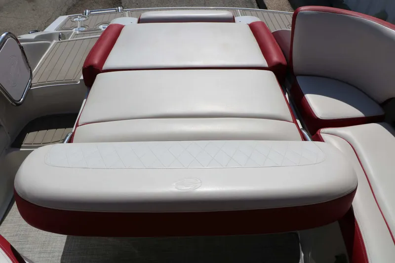 Slide: The Image of Crownline Boats Eclipse E255 2022 - 23