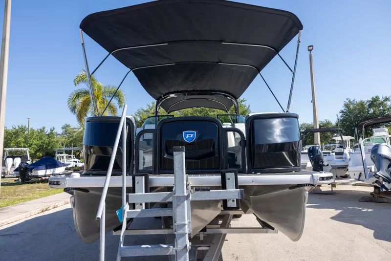 Slide: The Image of Premier 270 Super Sport 2024 - 3