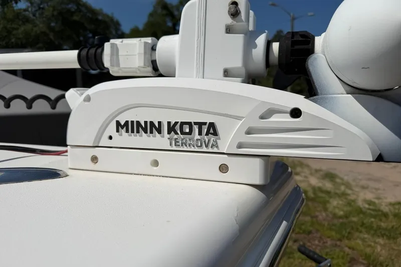 Slide: The Image of Minn Kota Terrova motor on 2021 Sea Pro 248 Bay boat. - 14