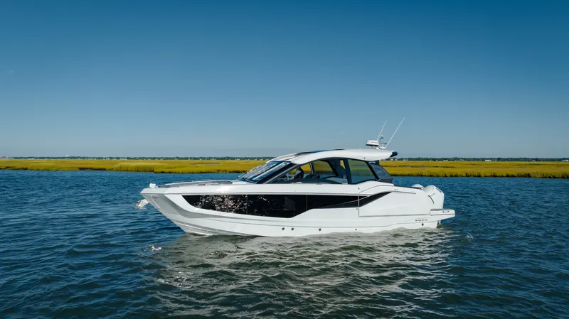 Slide: The Image of Galeon 375 GTO 2027 - 1