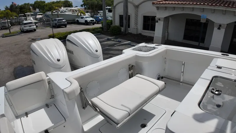 Slide: The Image of Sea Hunt Gamefish 28FS 2026 - 36