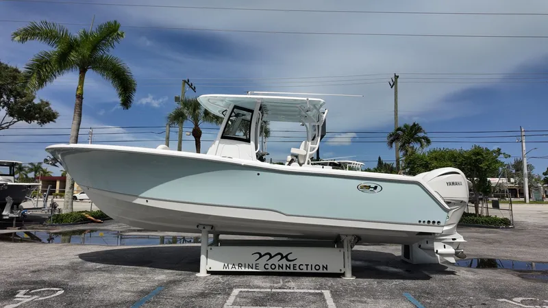 Slide: The Image of Sea Hunt Gamefish 28FS 2026 - 5