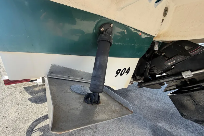 Slide: The Image of Close-up of 2005 Sea Ray 240 Sundeck boat's stern with MerCruiser outdrive. - 6