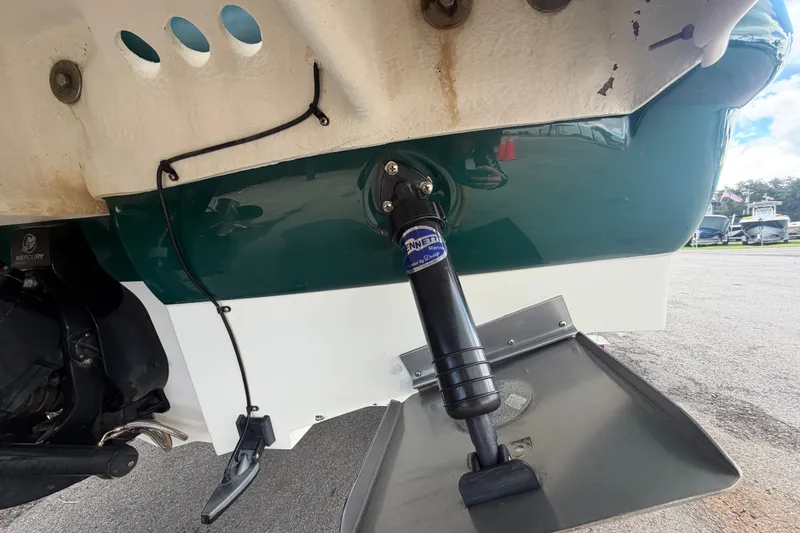 Slide: The Image of Close-up of 2005 Sea Ray 240 Sundeck trim tab and hydraulic system. - 5