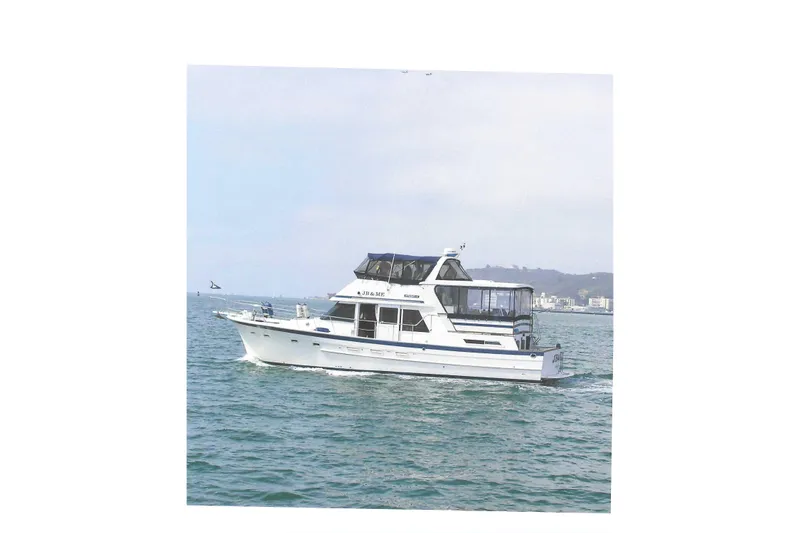 The Image of 1987 Hershine Aftcabin Motoryacht with Cockpit cruising on open water. - 0