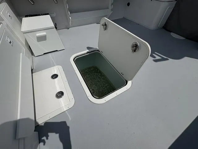 Slide: The Image of Steiger Craft 28 Fisherman 2026 - 12