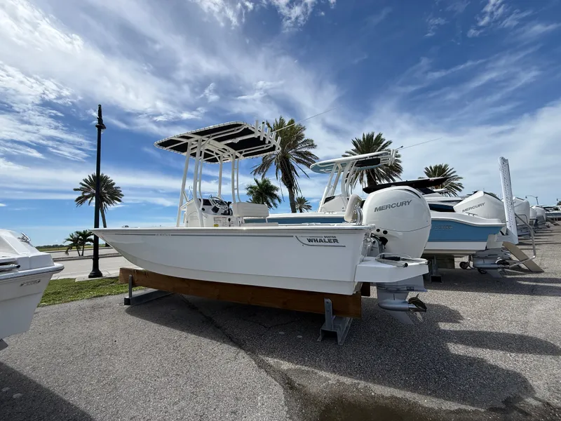 Slide: The Image of Boston Whaler 190 Montauk 2027 - 4