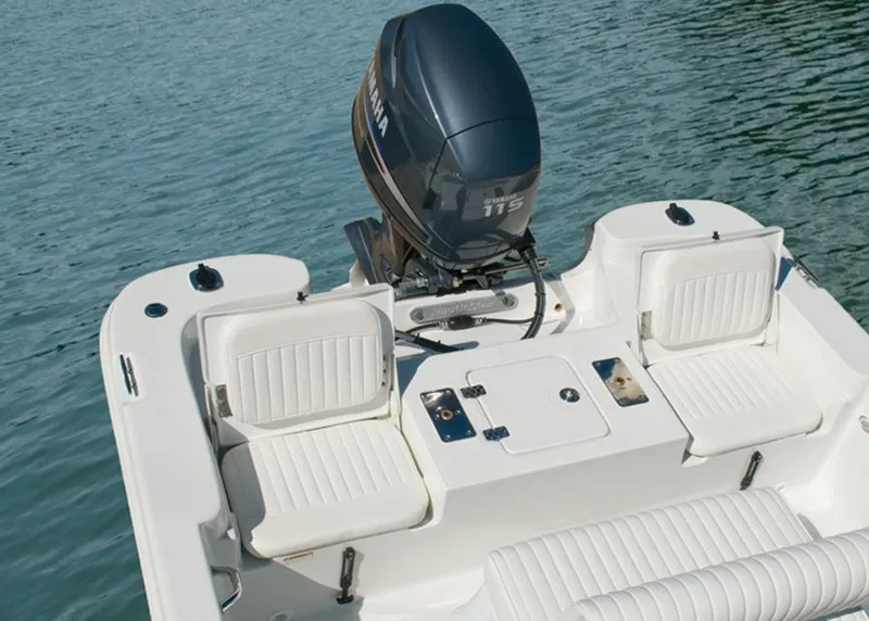 Slide: The Image of Manufacturer Provided Image: 2017 NauticStar 1910 NauticBay boat with Yamaha 115 engine on water. - 10