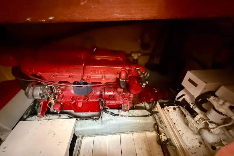 Slide: The Image of Red diesel engine in 1981 Kha Shing Sundeck ACMY yacht, detailed view. - 55