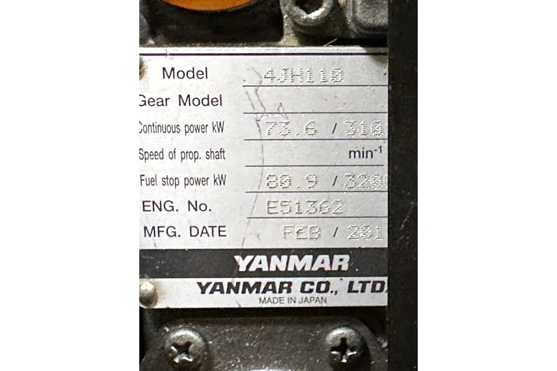 Slide: The Image of Yanmar engine label with specifications for Jeanneau 54, 2018 model. - 112