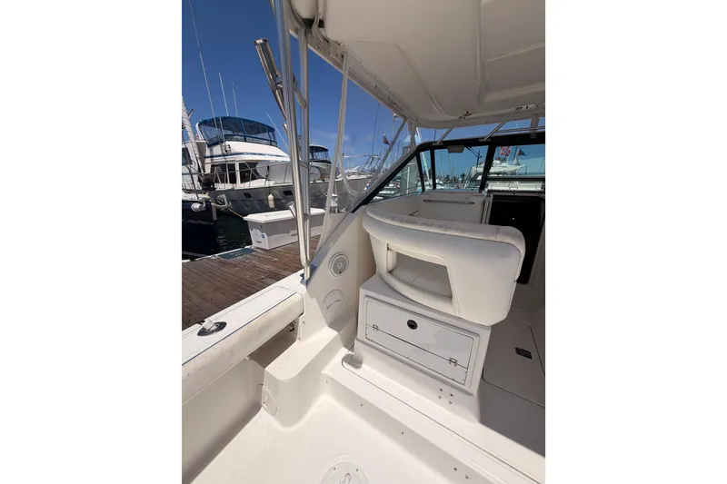 Slide: The Image of 2005 Tiara Yachts 2900 Open Classic interior view at marina. - 11