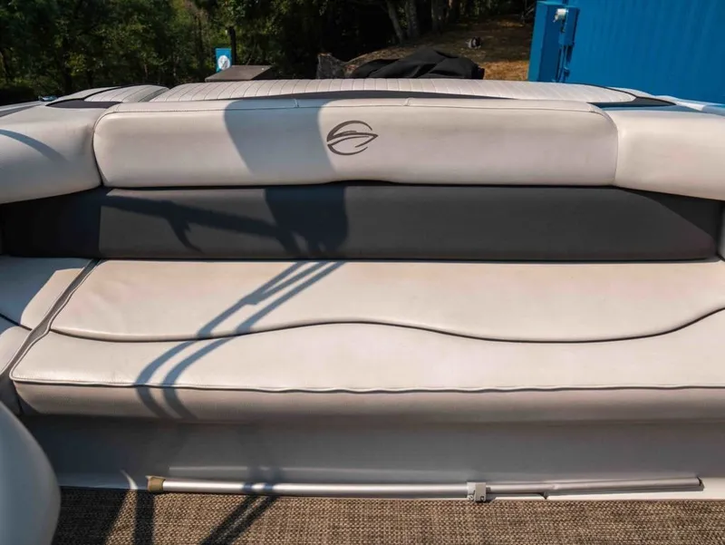 Slide: The Image of Crownline Boats 195 SS 2017 - 16