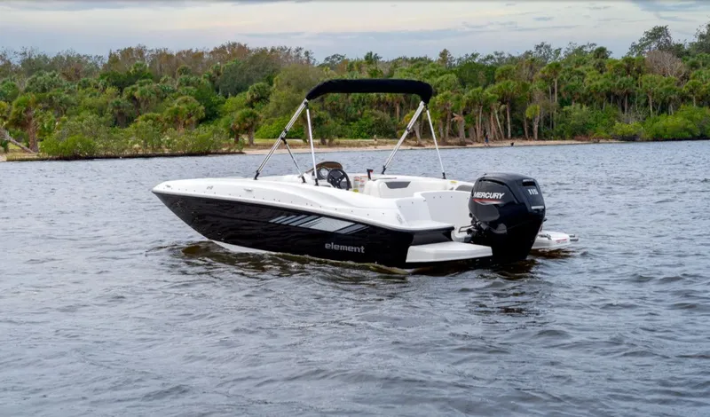 Slide: The Image of Bayliner E18 LIMITED EDITION 2026 - 23