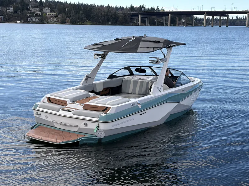 Slide: The Image of Malibu Wakesetter 22 LSV 2024 - 6