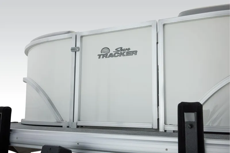 Slide: The Image of Sun Tracker Party Barge 20 DLX 2026 - 21