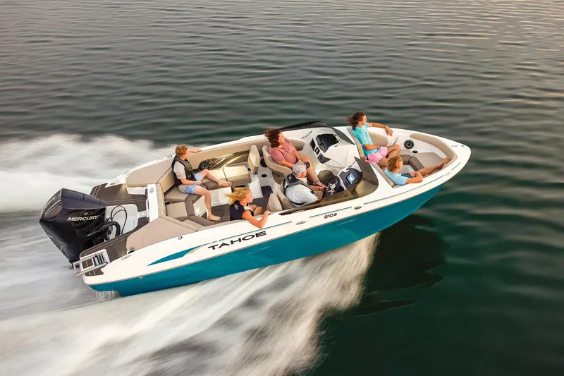 Slide: The Image of Tahoe 210 S 2026 - 102
