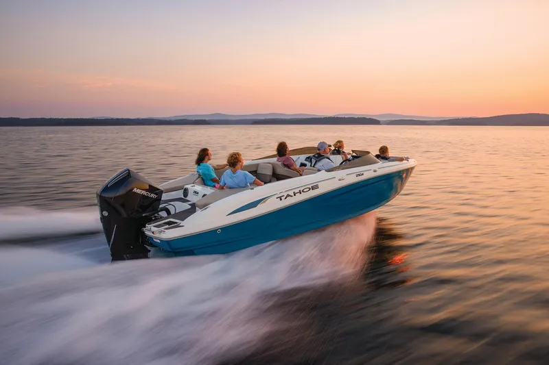 Slide: The Image of Tahoe 210 S 2026 - 105