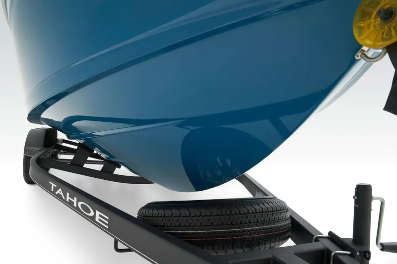 Slide: The Image of Tahoe 210 S 2026 - 27