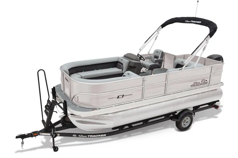 Slide: The Image of Sun Tracker Party Barge 18 DLX 2026 - 17
