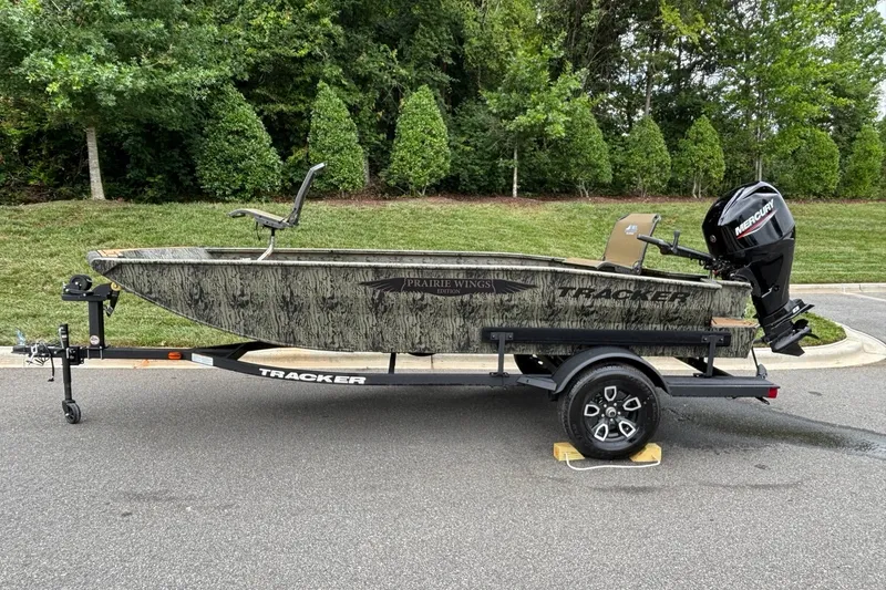 The Image of Tracker Grizzly 1650 T Prairie Wings Edition 2026 - undefined