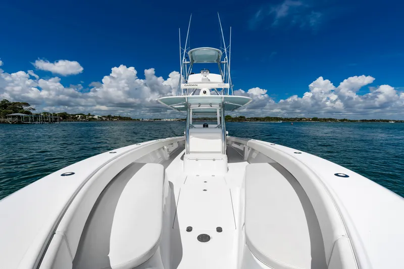 Slide: The Image of Bahama 41 2014 - 15