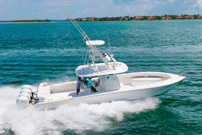 Slide: The Image of Bahama 41 2014 - 8
