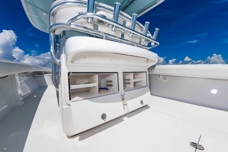 Slide: The Image of Bahama 41 2014 - 43