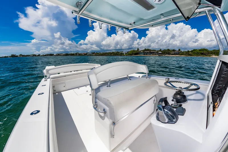 Slide: The Image of Bahama 41 2014 - 23