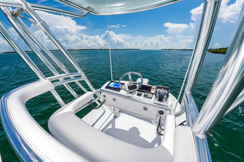 Slide: The Image of Bahama 41 2014 - 35