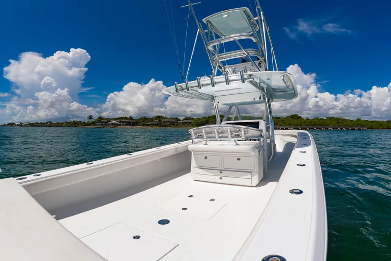 Slide: The Image of Bahama 41 2014 - 45