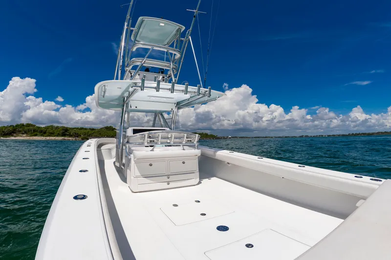 Slide: The Image of Bahama 41 2014 - 44