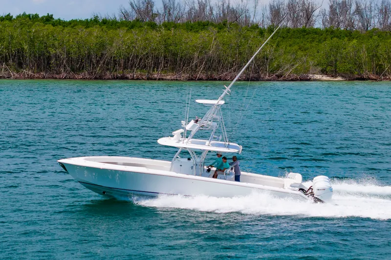 Slide: The Image of Bahama 41 2014 - 68