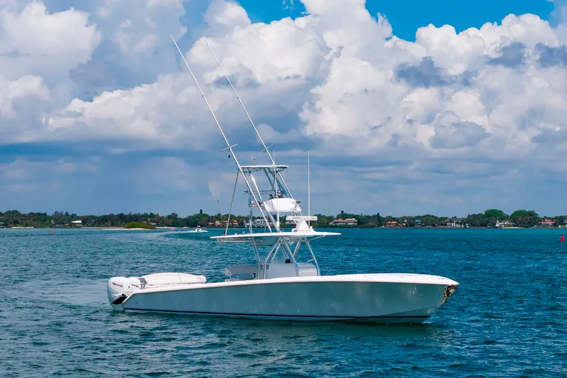 Slide: The Image of Bahama 41 2014 - 59