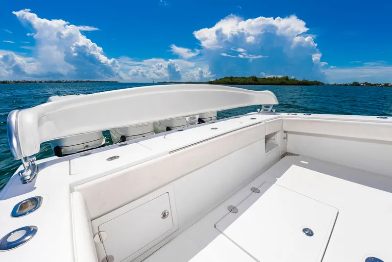 Slide: The Image of Bahama 41 2014 - 50