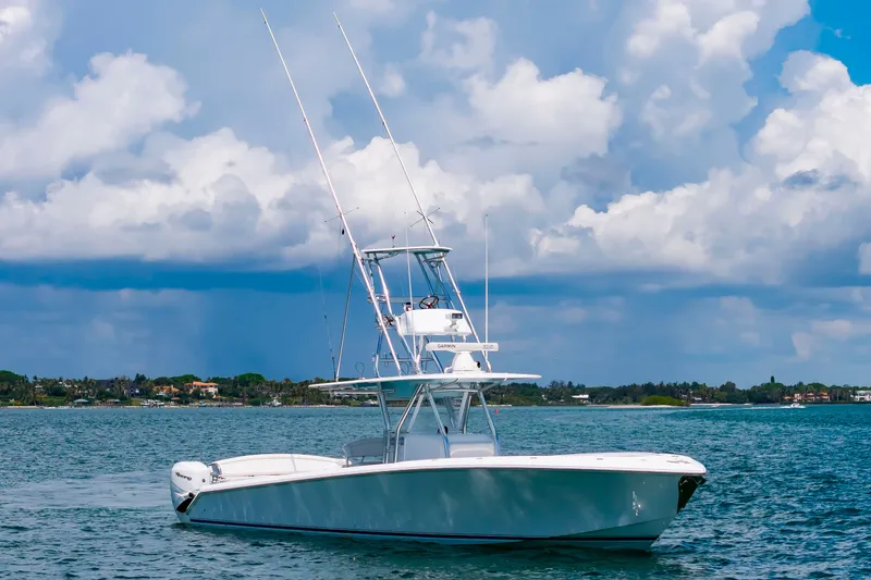 Slide: The Image of Bahama 41 2014 - 60