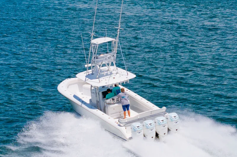 Slide: The Image of Bahama 41 2014 - 66