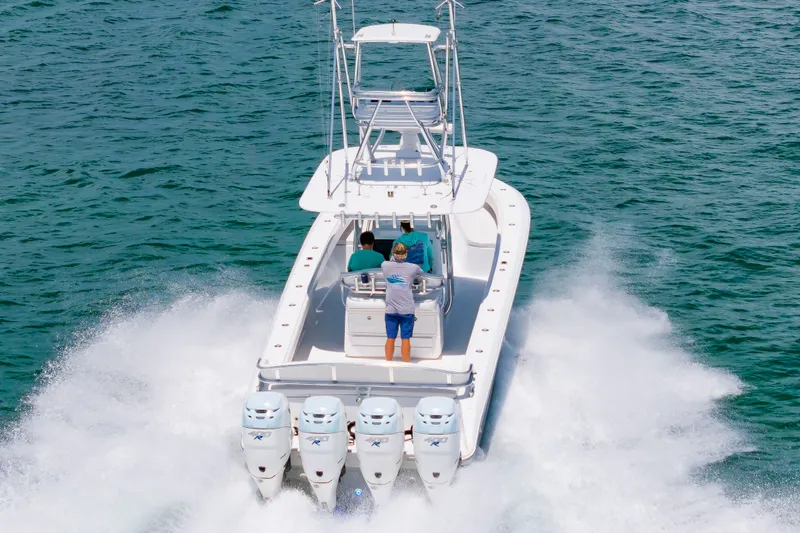 Slide: The Image of Bahama 41 2014 - 9