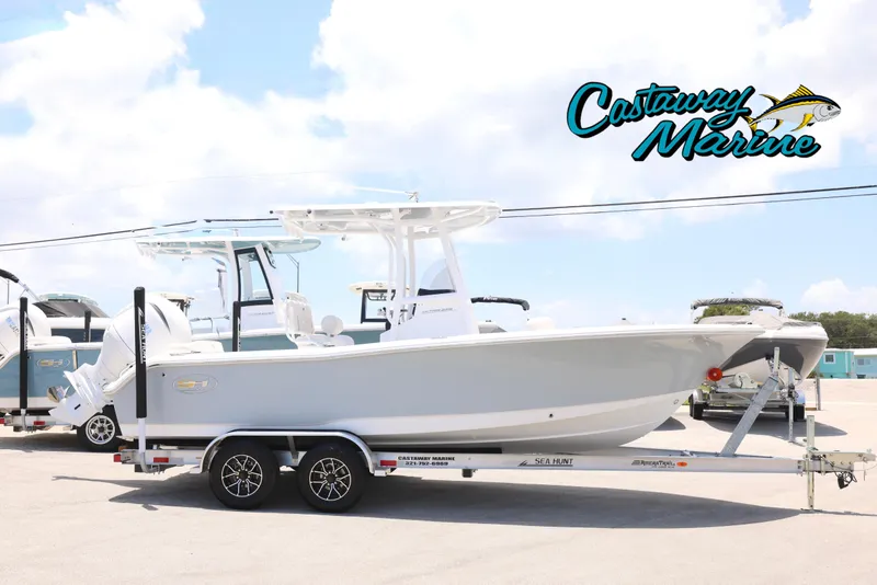 The Image of 2027 Sea Hunt Ultra 219 boat on trailer at Castaway Marine dealership. - 0