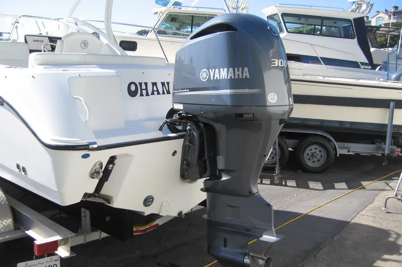 Slide: The Image of 2019 Edgewater 248CX Crossover boat with Yamaha 300 outboard motor. - 10