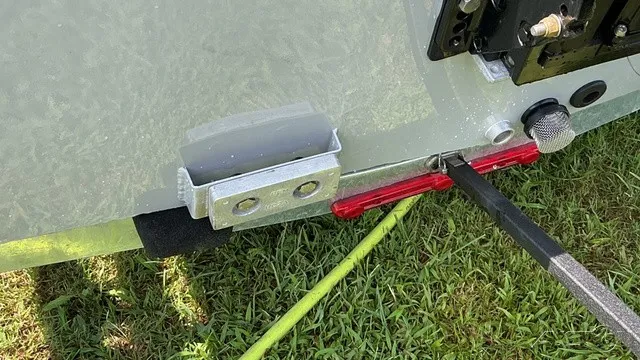 Slide: The Image of Tracker BASS TRACKER CLASSIC CENTER CONSOLE 2027 - 9