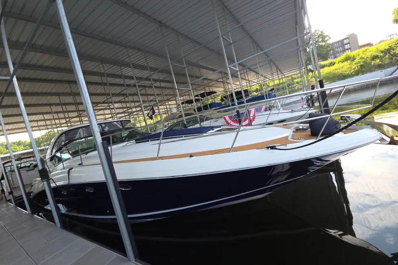 The Image of Sea Ray 420 Sundancer 2005 - undefined