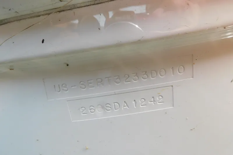 Slide: The Image of Hull identification number on 2010 Sea Ray Sundancer 260 boat. - 6
