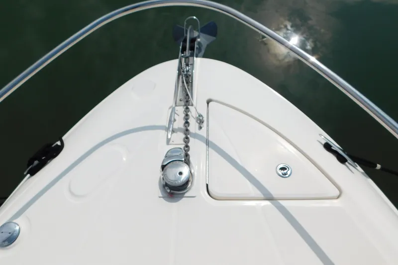 Slide: The Image of Bow of 2010 Sea Ray Sundancer 260 with anchor chain and railing. - 39