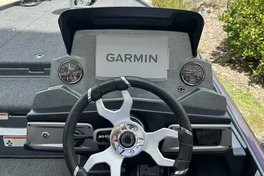 Slide: The Image of Steering console of 2026 Nitro Z20 XL Pro boat with Garmin display and gauges. - 7