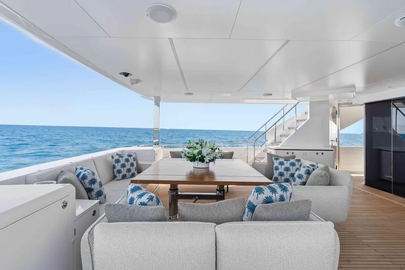 Slide: The Image of Luxurious Horizon FD100 yacht deck with elegant seating, ocean view, and modern design, 2026 model. - 4