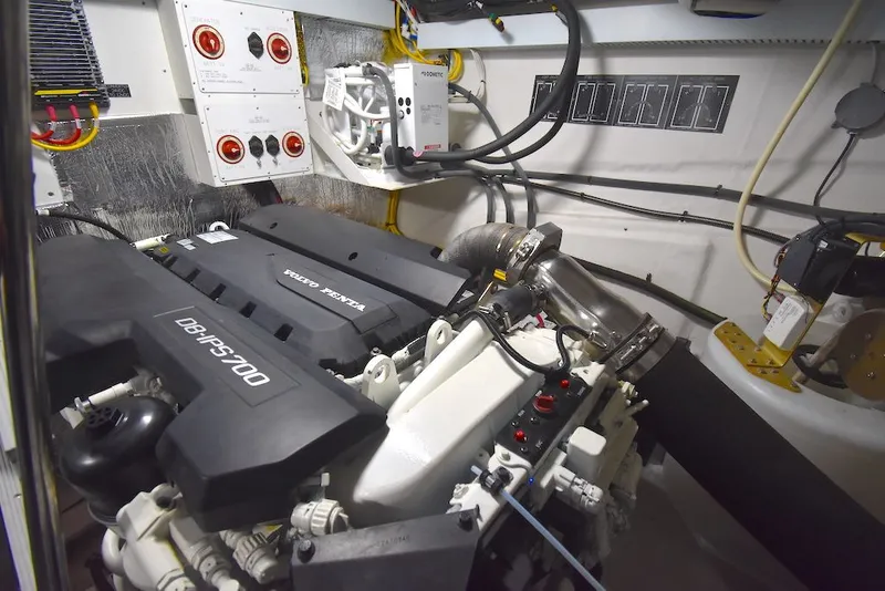 Slide: The Image of Cruisers 50 Cantius 2019 - 54