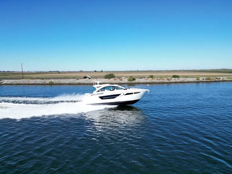 Slide: The Image of Cruisers 50 Cantius 2019 - 67