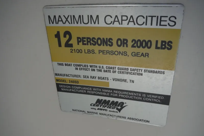Slide: The Image of Capacity label for 2005 Sea Ray 240 Sundeck: 12 persons or 2000 lbs. - 20