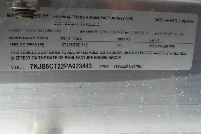 Slide: The Image of VIN plate on a trailer manufactured by Florida Trailer Manufacturing Corp, dated 09/2022. - 25