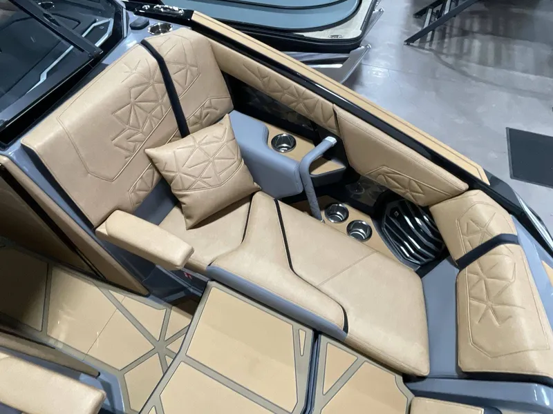 Slide: The Image of Nautique Super Air Nautique G23 Paragon 2026 - 26